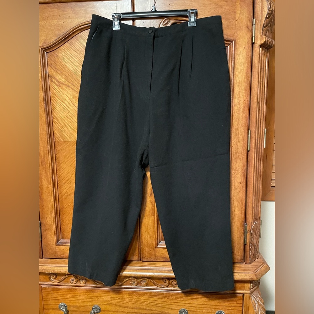 🖤 Women’s Wool Pants